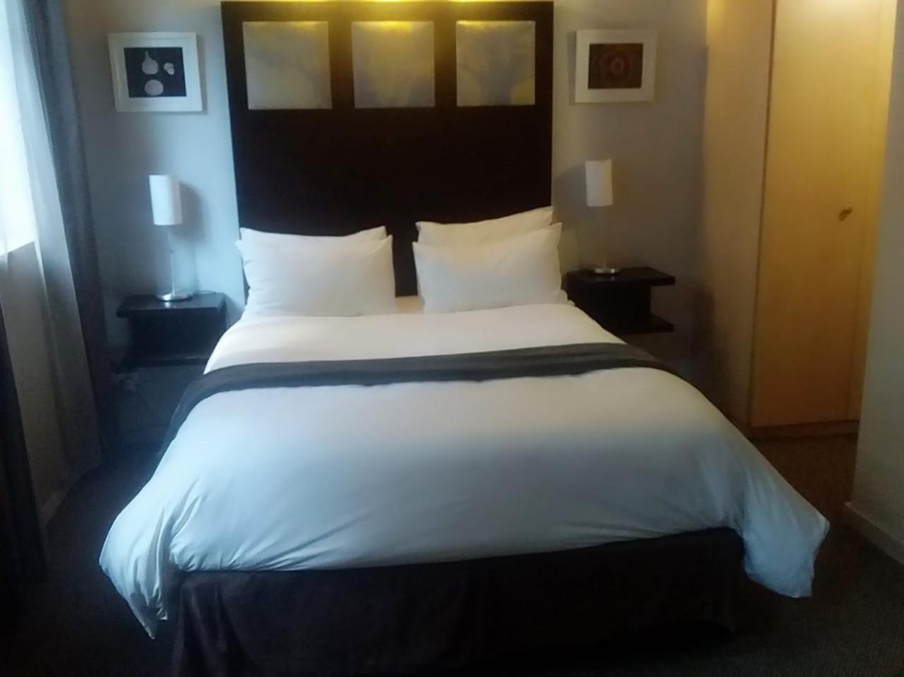 Mabungubwe Hotel Apartments - Home Away From Home Йоханнесбург Экстерьер фото